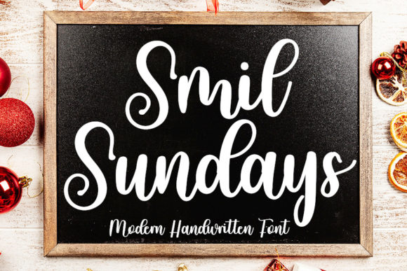 Smile Sundays: A Font for Elegant Campaigns